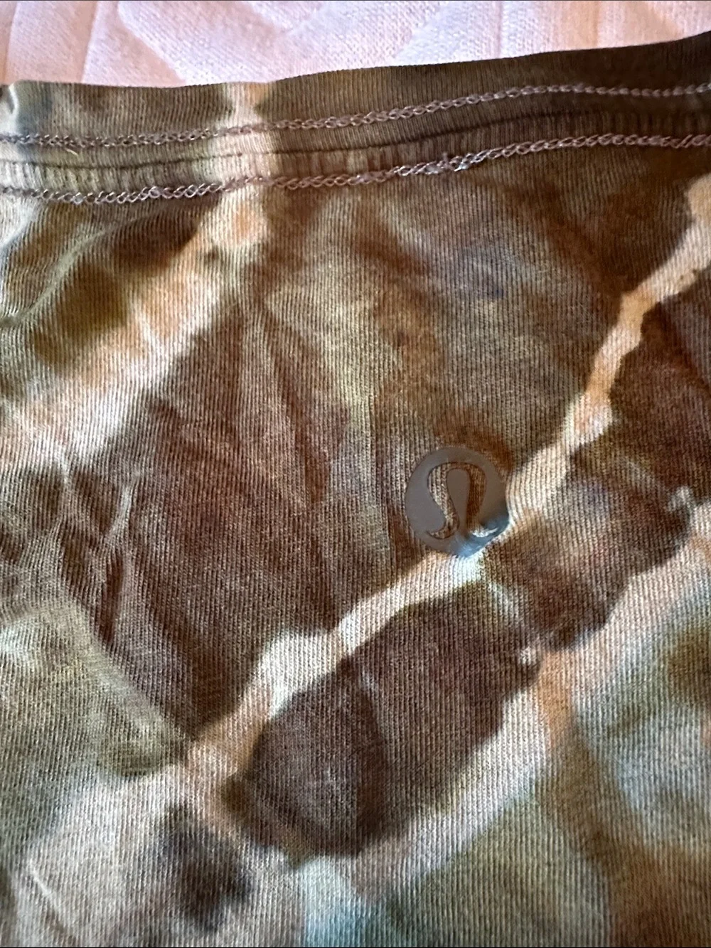 lululemon athletica lightweight tie